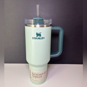 Stanley Ocean Spray Green 40oz Quencher H2.0 Tumbler - BNWT